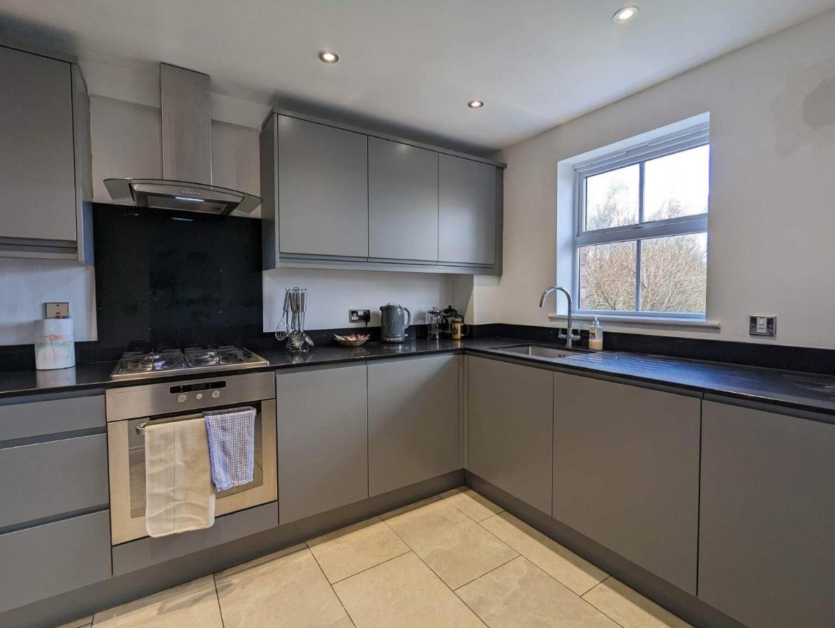 Villa Kirkwood Drive Durham Esterno foto