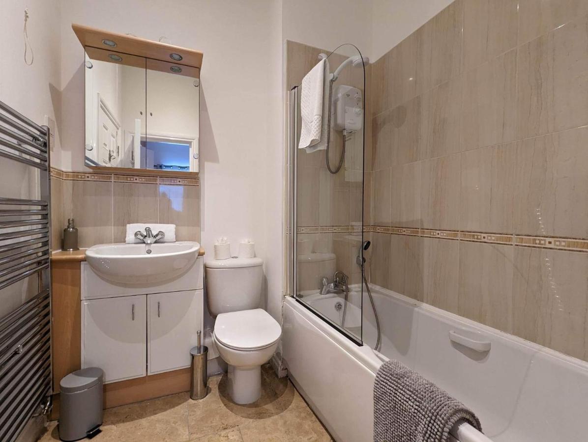 Villa Kirkwood Drive Durham Esterno foto